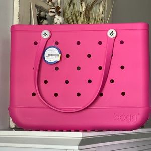 Bogg bag hautte pink